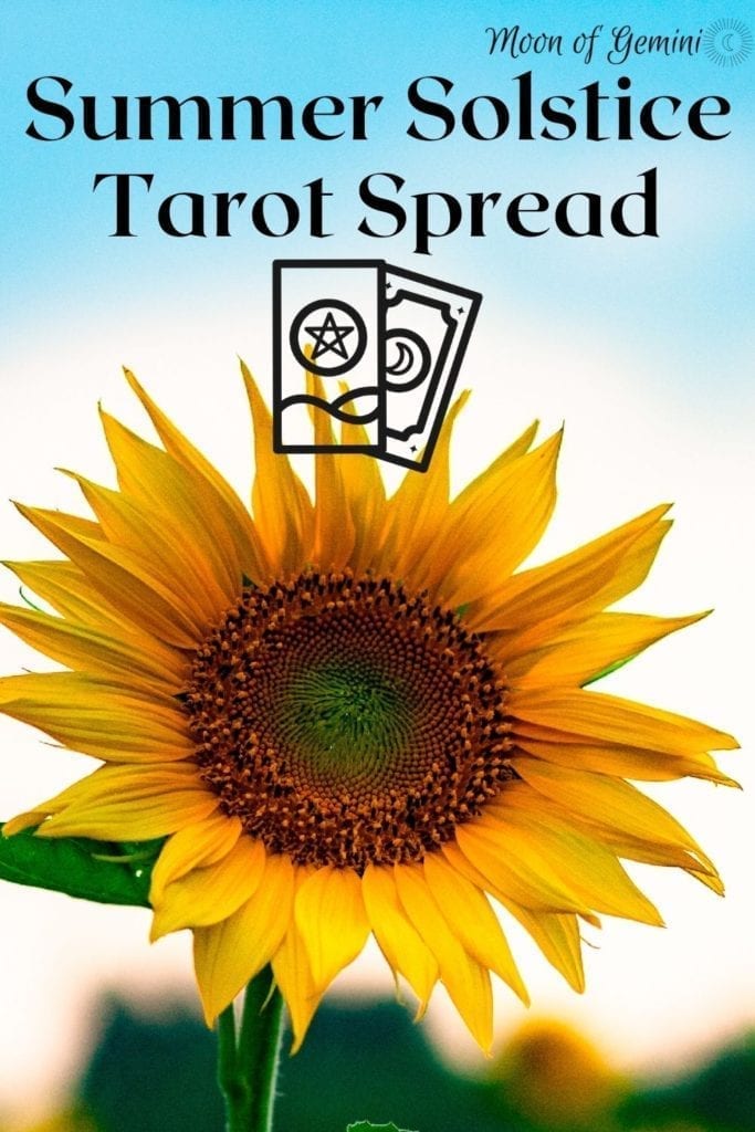 A simple 6 card tarot spread for the summer solstice! Take this time to reconnect with yourself.
