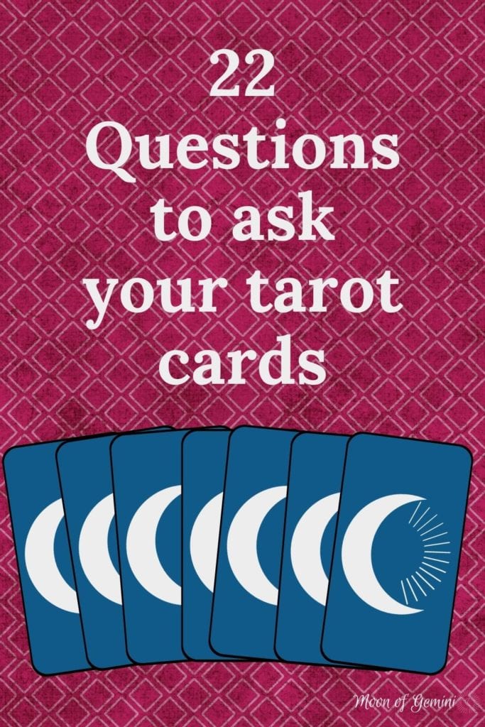 These are easy questions to ask your tarot cards to help gain perspective on your life!