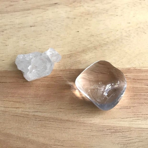 small quartz cluster and tumbled quartz